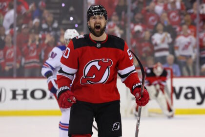 The New Jersey Devils are having a reunion tour first bringing back Stefan Noesen and now they have signed forward Tomas Tatar.