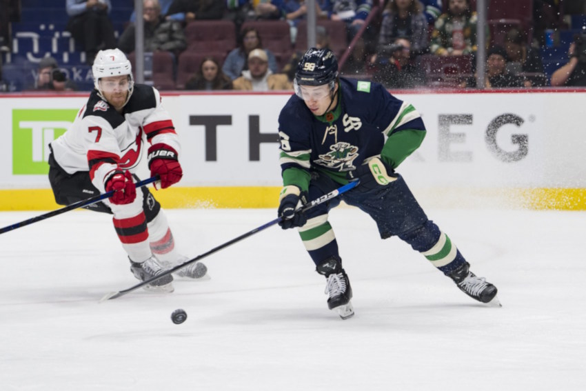 The New Jersey Devils continue to be an active team this offseason. Could they look at tradeing defenseman Dougie Hamilton?