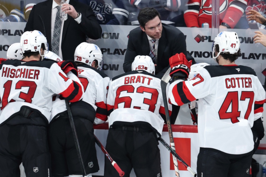 The New Jersey Devils continue to lose games and are letting the outside noise of all the trade rumors affect their play.